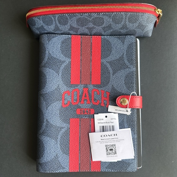 NWT Coach! Notebook In Signature Canvas With Coach Graphic and pencil case ❤️💙 - Picture 2 of 5